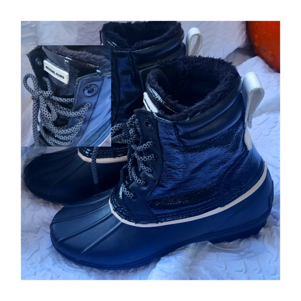 MICHAEL KORS RAIN BOOTS PATENT LEATHER FUR LACE UP SHOES SIZE 6